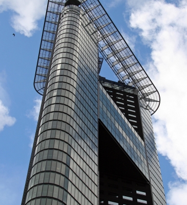 SHINING BUILDING